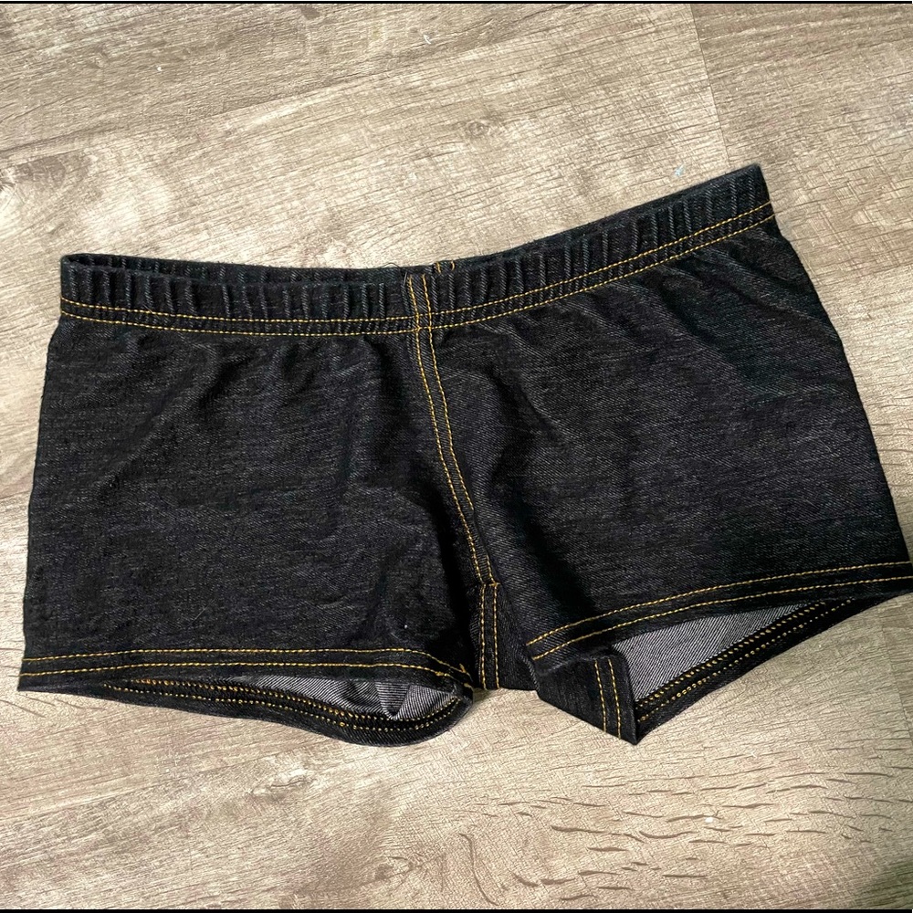 🍑Denim look Pole/Yoga/booty shorts! 🍑